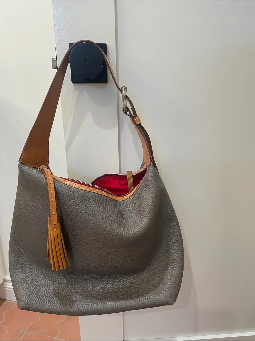 Dooney & Bourke pebbled leather